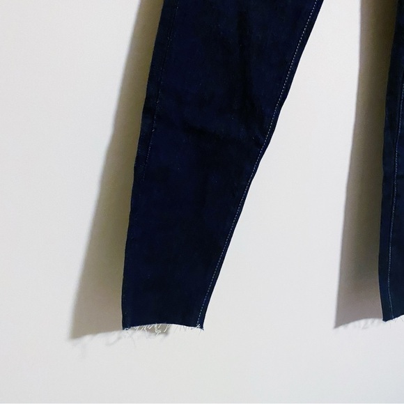 L’AGENCE - Dark Wash Skinny Jeans - Picture 3 of 4